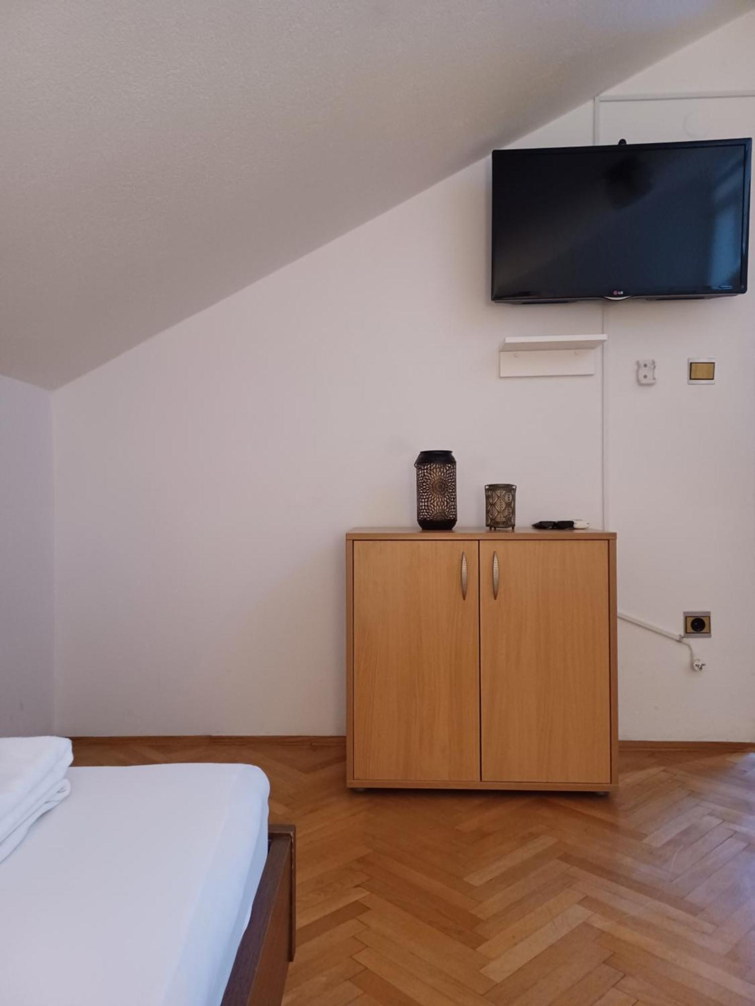 Apartments Emilija Makarska Eksteriør billede